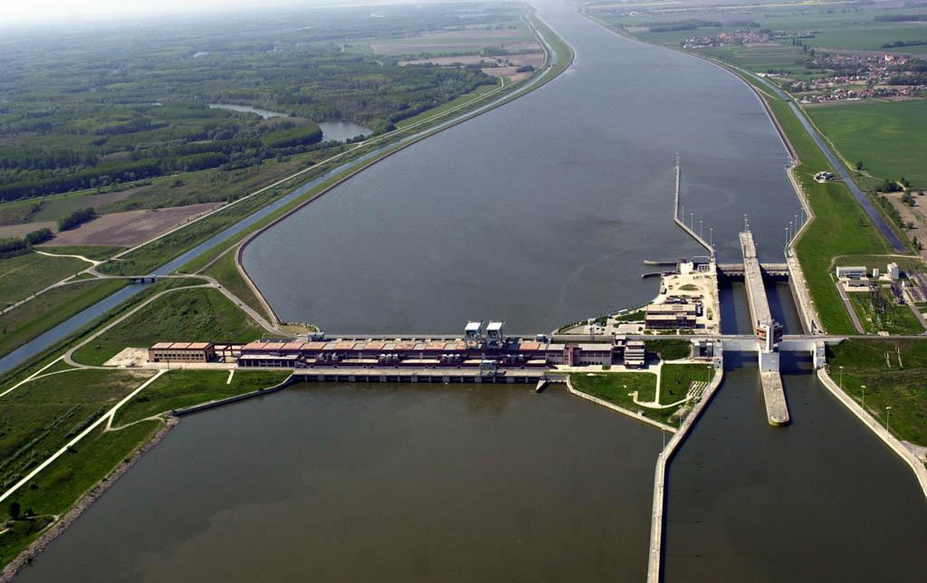 Sústava vodných diel Gabčíkovo-Nagymaros. FOTO: TASR/Štefan Kačena