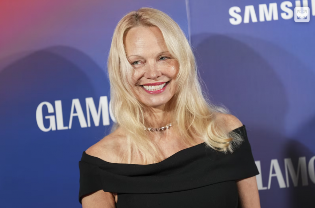 Herečka Pamela Anderson zastáva prirodzenosť.