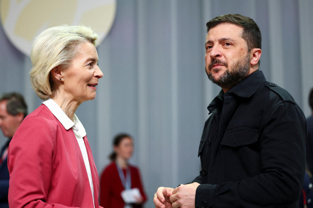 Predsedníčka Európskej komisie Ursula von der Leyen a ukrajinský prezident Volodymyr Zelenskyj. FOTO: Reuters