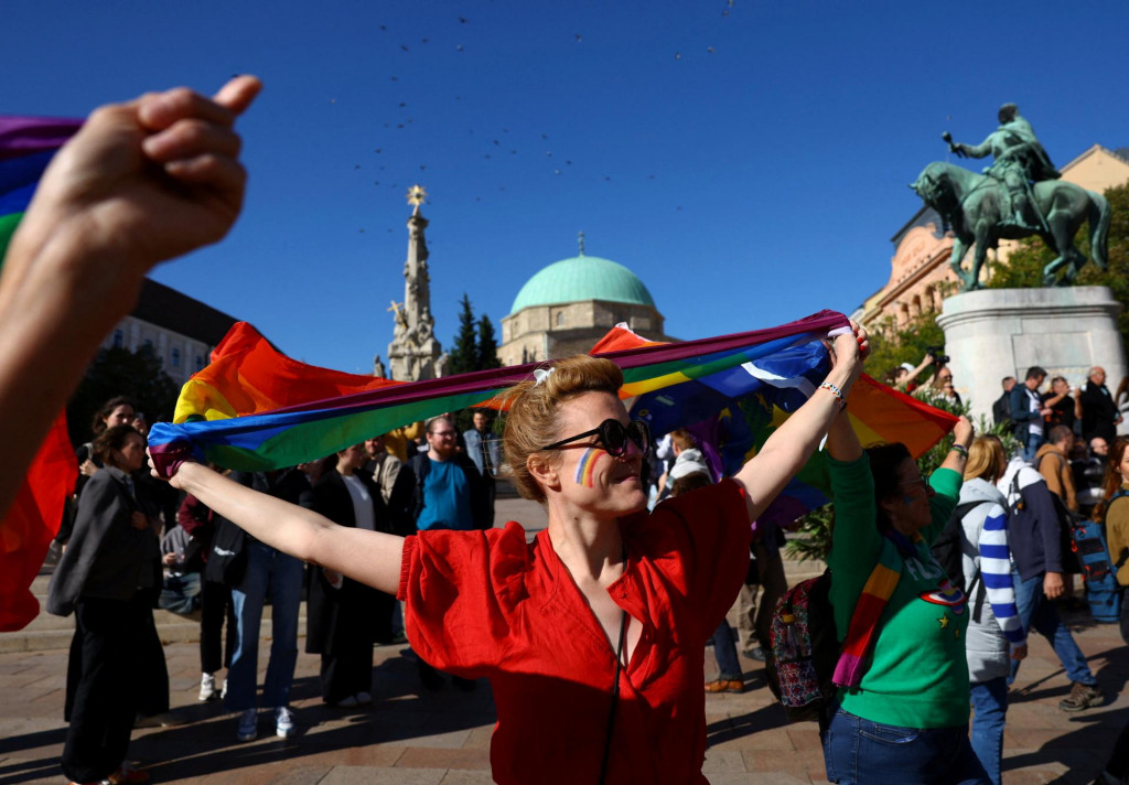 Pochod hrdosti Pécs Pride. FOTO: Reuters