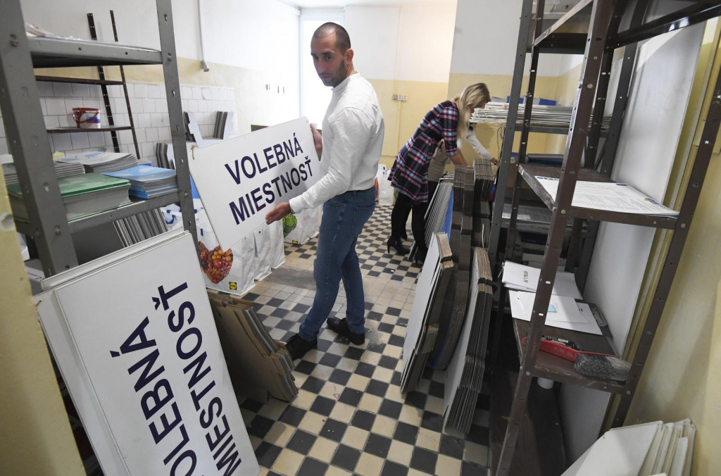 Kolícii nedá spávať idea predĺženia volebného obdobia starostov, primátorov a županov zo štyroch na päť rokov. FOTO: TASR/František Iván