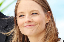 Dlhodobo sa hlási k podpore práv LGBTQ+ komunity, angažuje sa v témach rovnosti žien a mužov vo filmovom priemysle a v podpore nezávislých projektov. Je pritom známa ako mimoriadne introvertná, vyhýba sa bulváru a slávu vníma skôr ako bremeno.

FOTO: Shutterstock