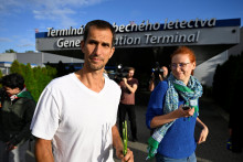 Peter Švestka pristál v Bratislave. FOTO: REUTERS