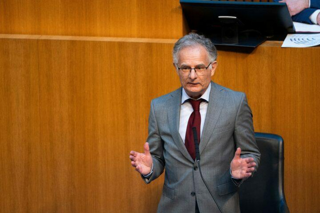 Rakúsky minister financií Markus Marterbauer. FOTO: REUTERS