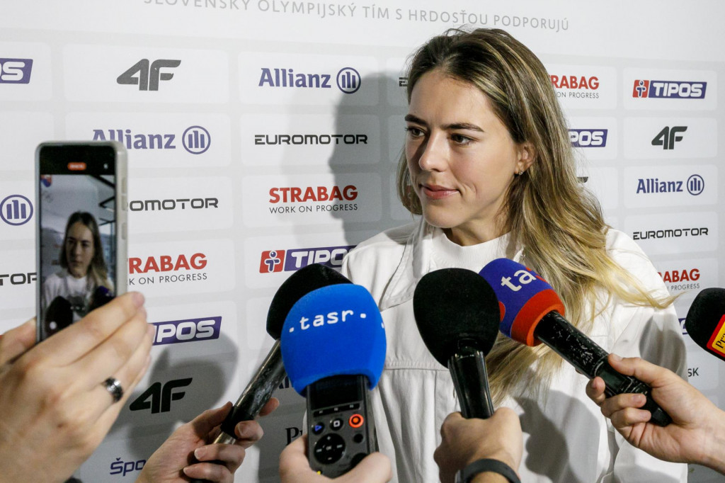 Petra Vlhová má za sebou mimoriadne náročné obdobie. Po dlhej rekonvalescencii sa naša špičková lyžiarka konečne vracia na svahy. FOTO: TASR/D. Veselský