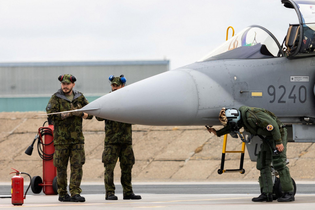 Stíhacie lietadlo JAS 39 Gripen. FOTO: Reuters