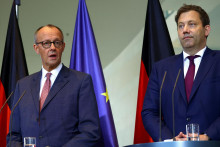 Nemecký kancelár Friedrich Merz a minister financií Lars Klingbeil. FOTO: Reuters