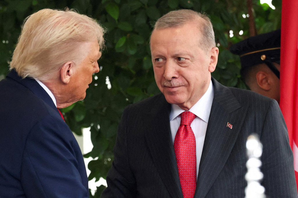 Na snímke americký prezident Donald Trump a turecký prezident Recep Tayyip Erdogan. FOTO: REUTERS