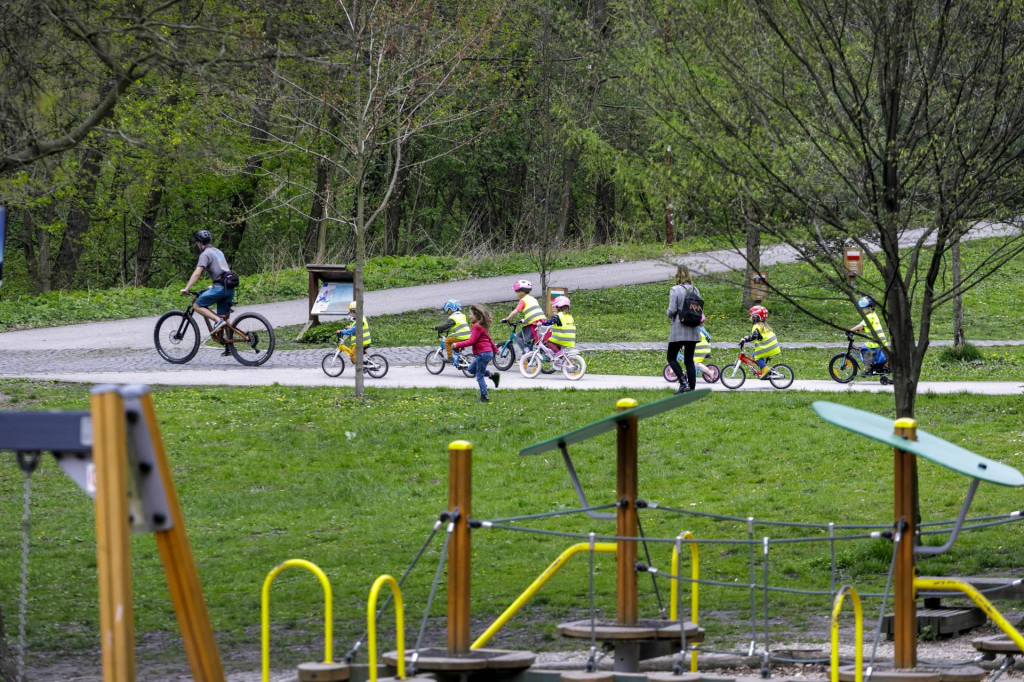 Na snímke prímestská rekreačno-oddychová lokalita Železná studnička v Bratislave. FOTO: TASR/Dano Veselský
