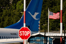 Minulý týždeň americké ministerstvo dopravy predstavilo plán, podľa ktorého by mali lietadlá čínskych dopravcov na linkách do USA zakázané lietať cez Rusko. FOTO: REUTERS