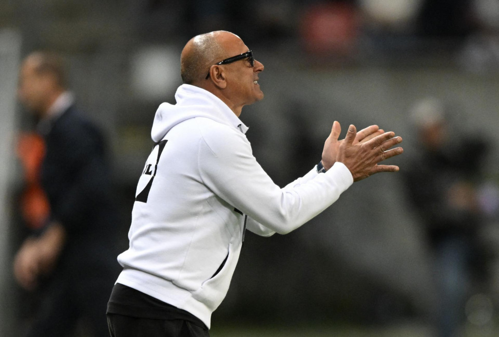 Tréner Francesco Calzona. FOTO: Reuters