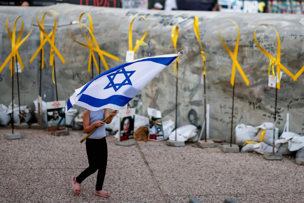 S odovzdaním ďalších štyroch tiel rukojemníkov by mal Hamas začať v utorok okolo 22.00 h miestneho času. FOTO: REUTERS