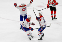 Juraj Slafkovský zatiaľ v novej sezóne skóroval len raz. Bodovo slabší rozbeh sezóny však kompenzujú nielen víťazstvá Canadiens, ale aj Slovákova práca pre tím. FOTO: TASR/AP