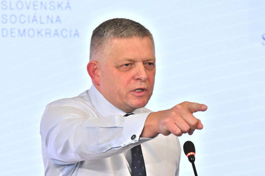 Predseda strany Smer-SD Robert Fico. FOTO: TASR/Jakub Kotian