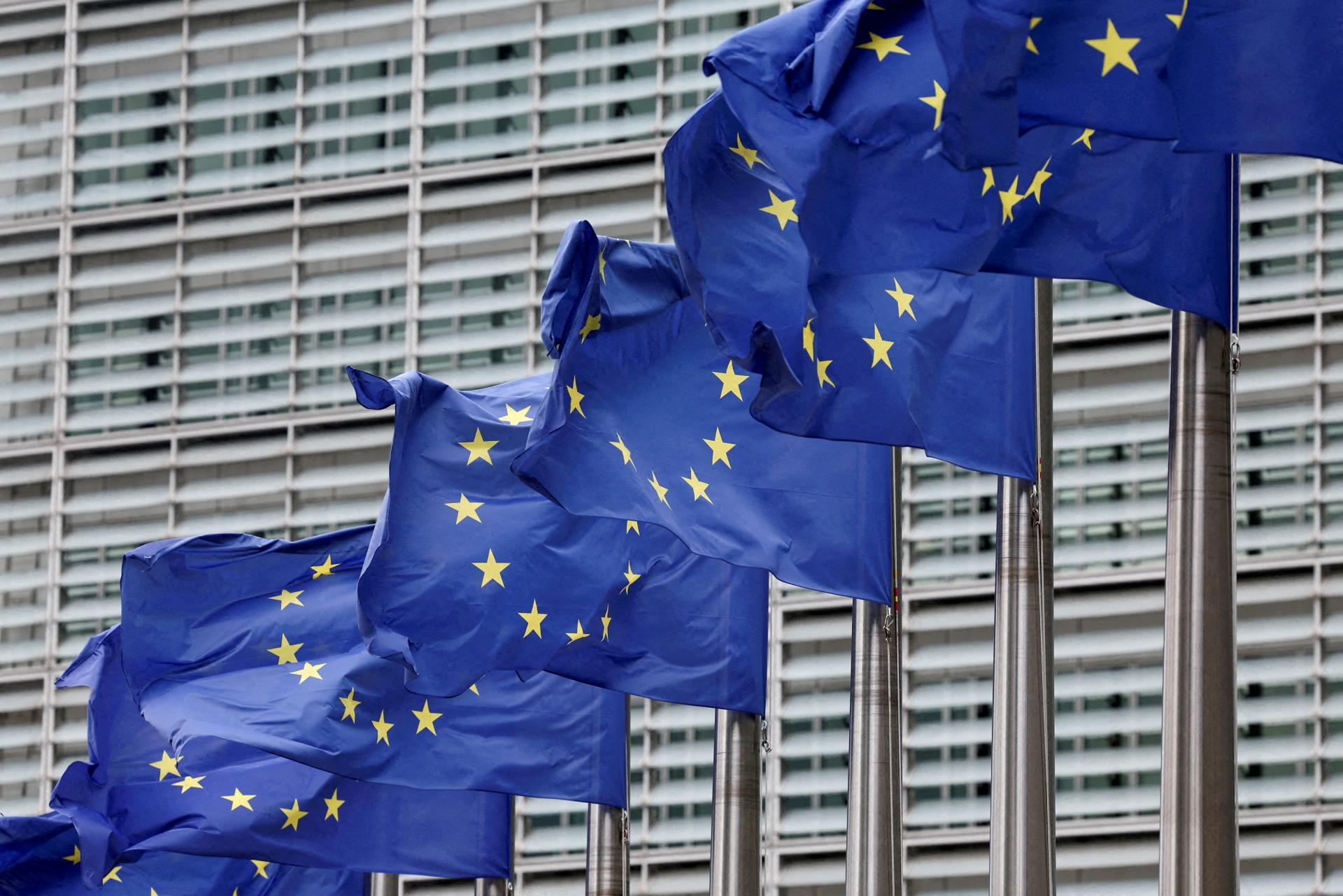 Rada EÚ a europarlament sa predbežne dohodli o obrannom programe s rozpočtom 1,5 miliardy eur