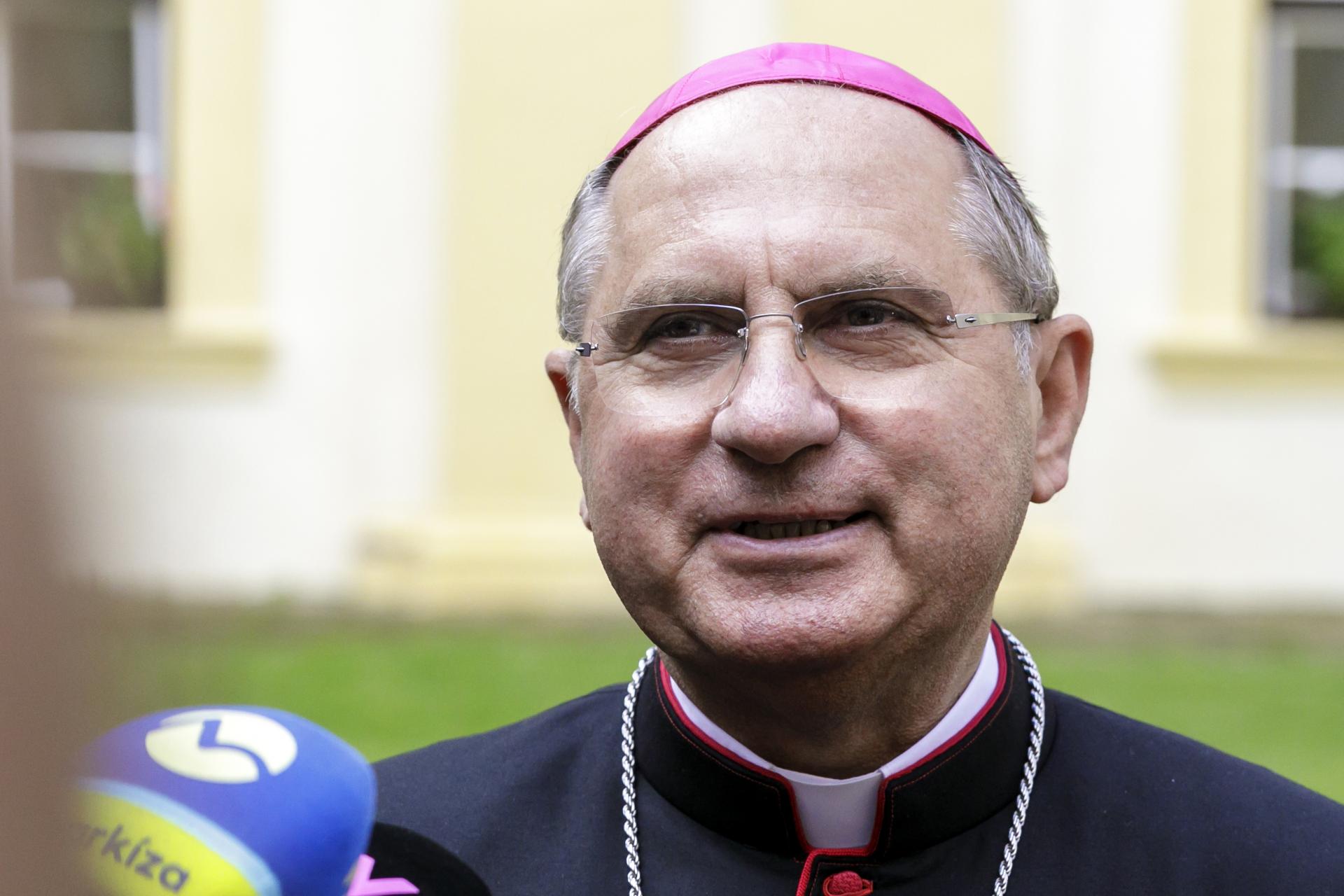 Konferencia biskupov Slovenska s porozumením prijala rozhodnutie Svätej stolice k 15. septembru