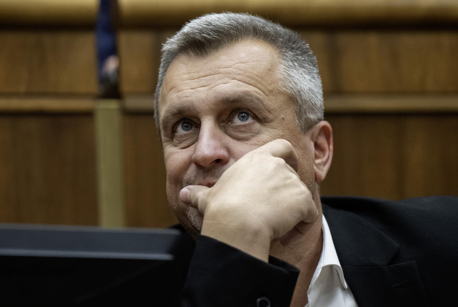 SNS navrhuje zmenu rokovacieho poriadku parlamentu, chce zabrániť obštrukciám