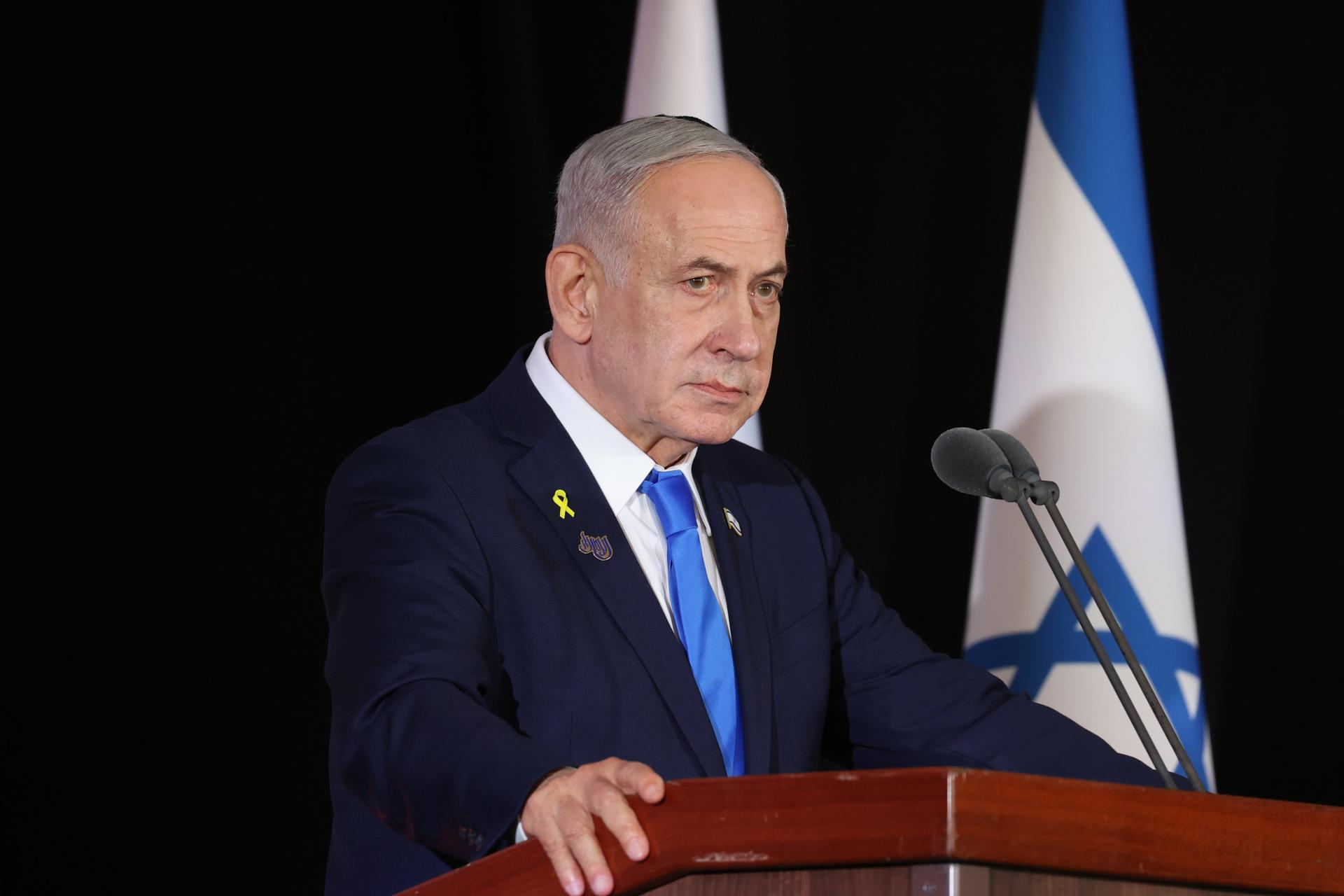 Vojna v Gaze sa skončí po druhej fáze prímeria, až keď Hamas zloží zbrane, povedal Netanjahu