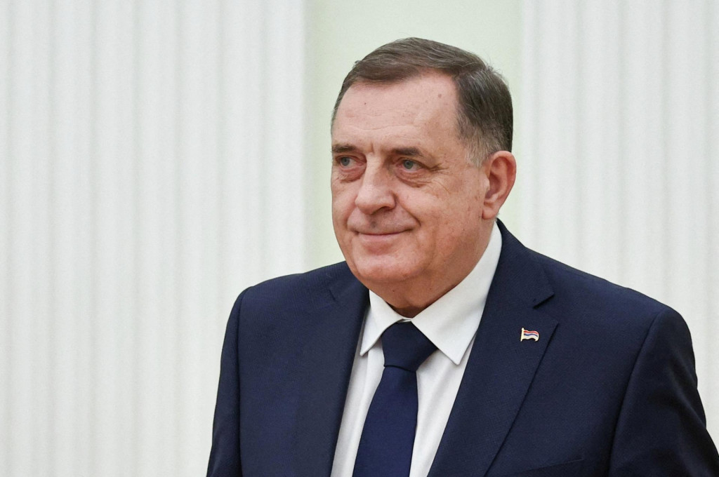 Zosadený líder Milorad Dodik. FOTO: Reuters