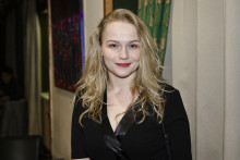 Z&iacute;skala ocenenie za v&yacute;kon vo filme Sl&uacute;žka, objavila sa vo filme Sviňa a v divadle hr&aacute; v&yacute;razn&eacute; postavy.

