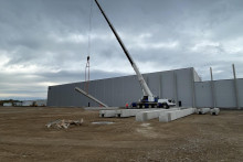 Výrobca chirurgických súprav, spoločnosť Medline Assembly Slovakia, rozšíri svoj závod v mestskej časti Partizánskeho Malé Bielice. FOTO: TASR/Alexandra Moštková