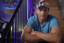 Ashton Kutcher - príliš pekný pre Hollywood.