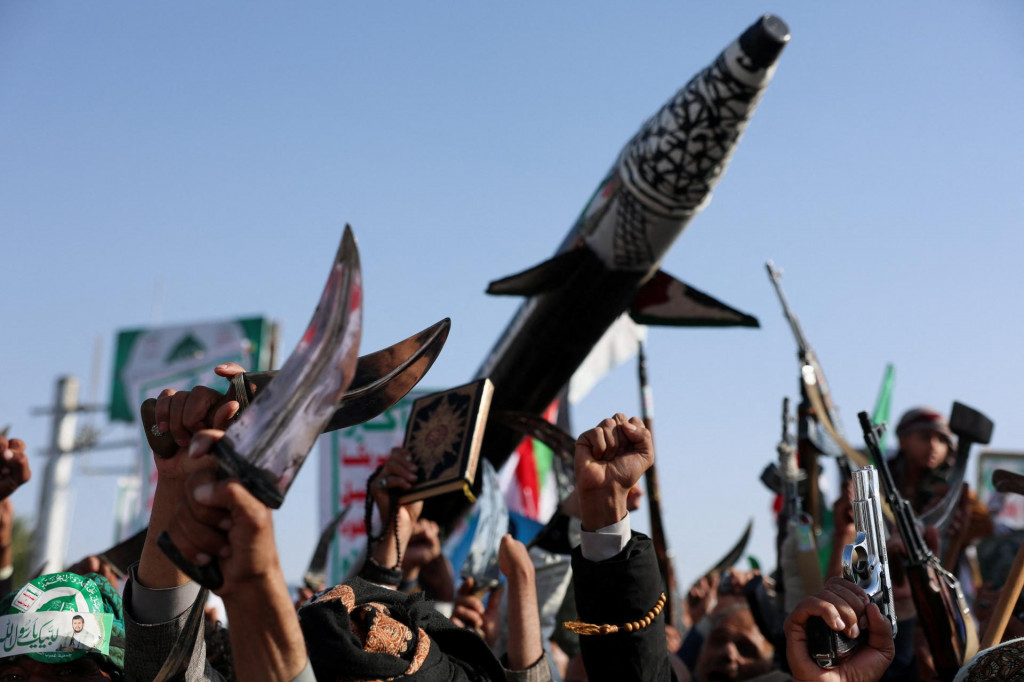Jemenskí povstalci húsíovci. FOTO: Reuters