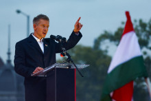 Predseda mimoparlamentnej strany TISZA a najsilnejší Orbánov kritik Péter Magyar. FOTO: Reuters