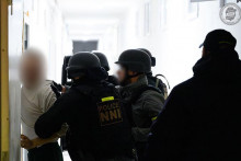 Spoločné vyšetrovanie slovenských a maďarských úradov viedlo k rozbitiu významnej organizovanej zločineckej skupiny. FOTO: Eurojust