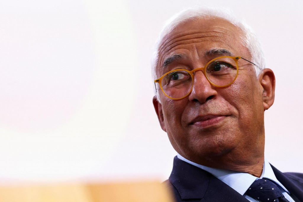 ”Zdieľal som svoje silné znepokojenie nad ďalším obmedzením vývozu strategických surovín a súvisiaceho tovaru a technológií zo strany Číny,” uviedol predseda Európskej rady António Costa. FOTO: REUTERS