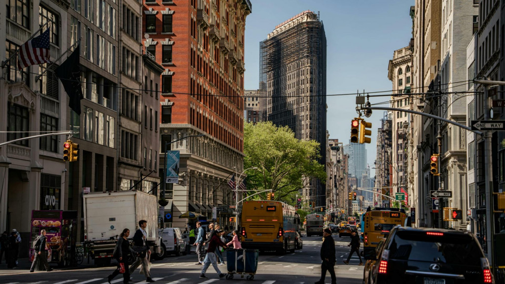 Mesto, ktoré nikdy nespí, ale jedného čísla sa bojí.
