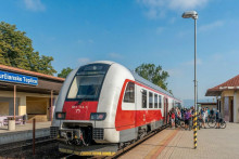 Na snímke „motorák“ 861, ktorý vyrábajú ŽOS Vrútky.
FOTO: ZSSK