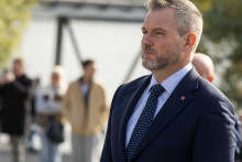 Na snímke prezident Peter Pellegrini pri kladení venca k Pamätníku M. R. Štefánika pri príležitosti 107. výročia vzniku Československej republiky. FOTO: TASR/Jakub Kotian