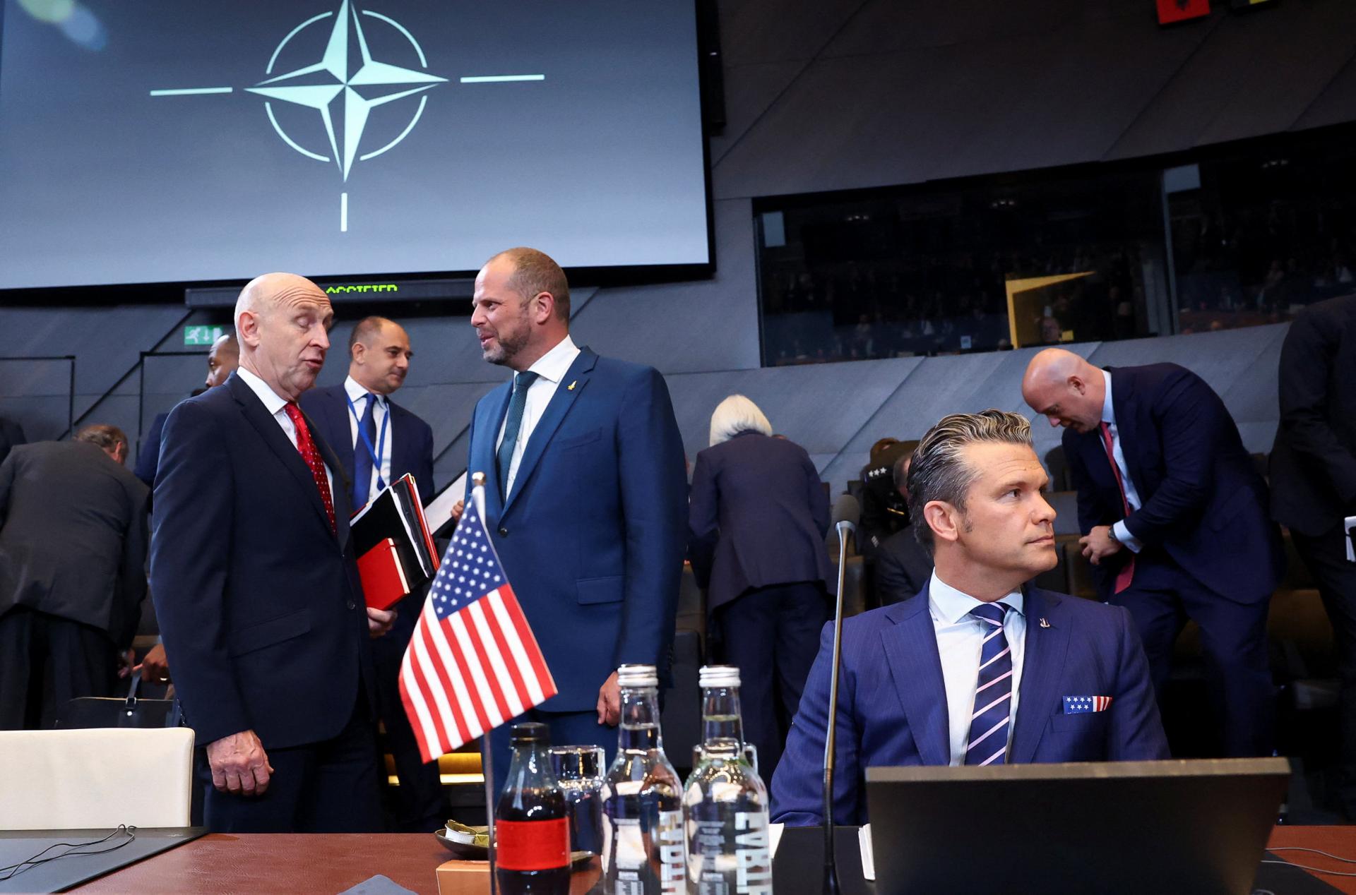 Nad belgickou vojenskou základňou lietali neznáme drony, minister hovorí o organizovanom útoku