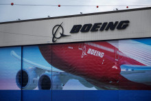 Boeing v stredu oznámil, že za 3. štvrťrok zaznamenal stratu 5,42 miliardy dolárov, čo na akciu predstavuje 7,14 dolára. FOTO: REUTERS