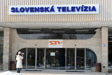 TIS zanalyzovala vysielanie hlavnej spravodajskej relácie STVR.