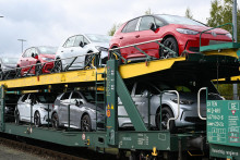 Čipová kríza pred rokmi ochromila automotive. ILUSTRAČNÉ FOTO: TASR/DPA

