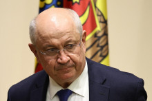 Moldavský parlament v piatok schválil ekonóma a podnikateľa Alexandra Munteana za predsedu novej vlády. FOTO: Reuters