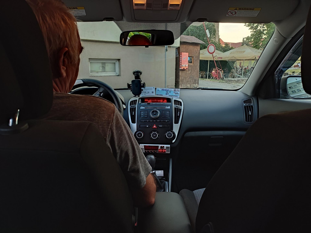 Šofér taxislužby počas práce. FOTO: Archív Peter Staněk