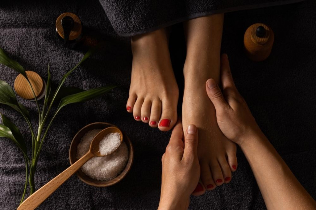 Pedikúru by ste nemali zanedbávať ani v zime.