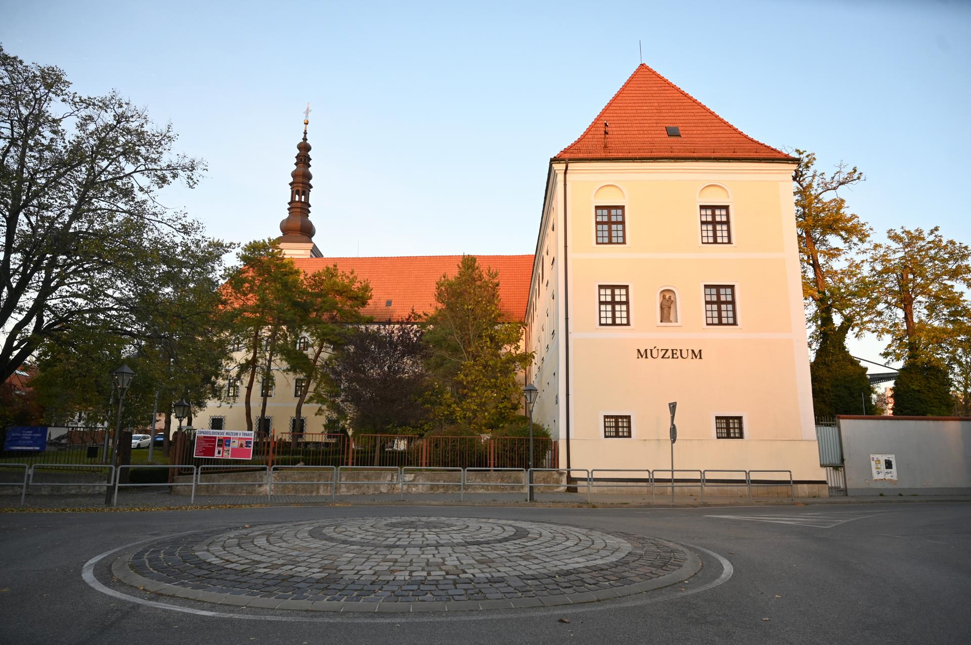 Približne každý šiesty obyvateľ Trnavy je podľa nových údajov cudzinec, v meste ich žije viac než 12-tisíc