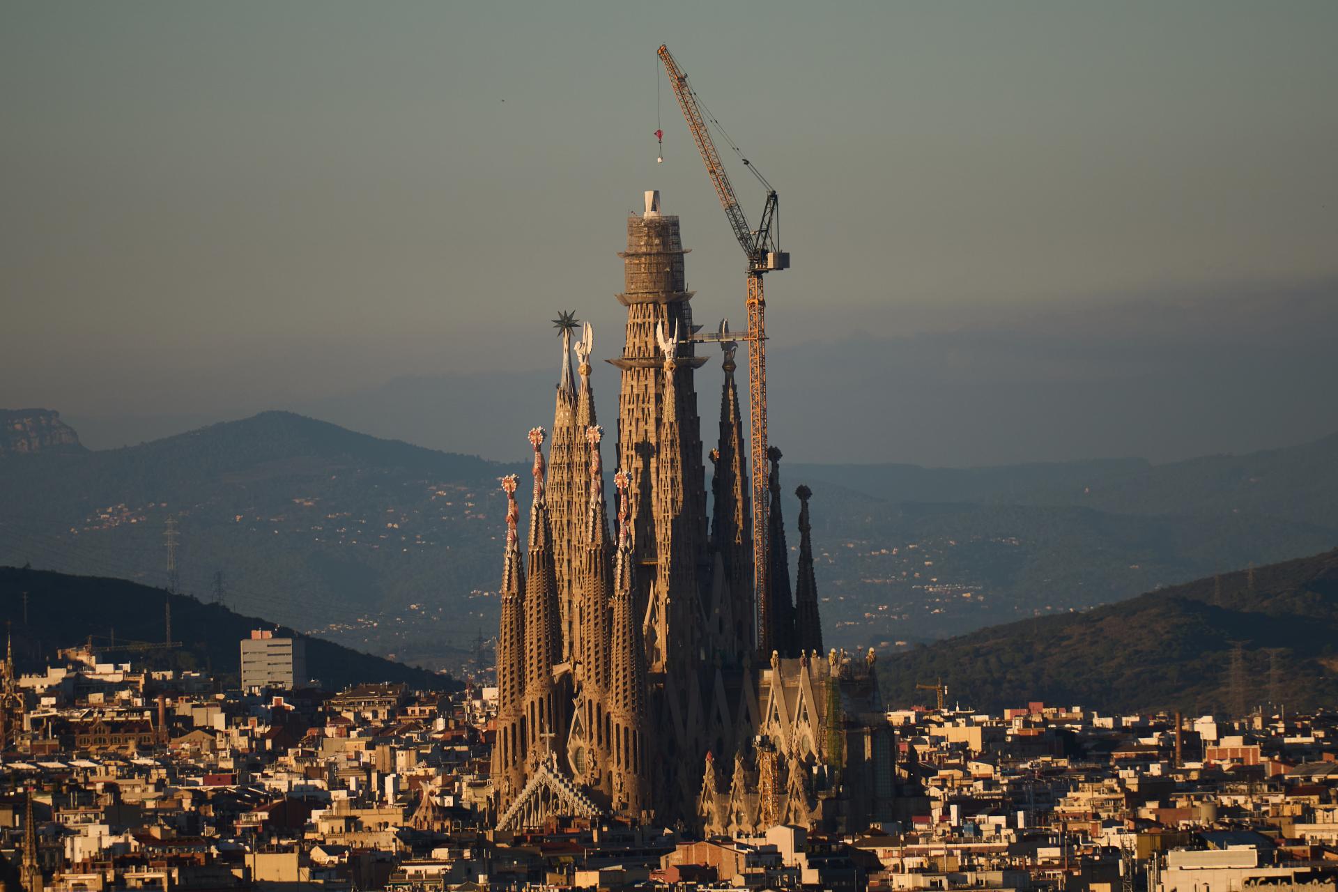 Bazilika Sagrada Família v Barcelone sa stala najvyšším kostolom na svete, prekonala nemecký rekord