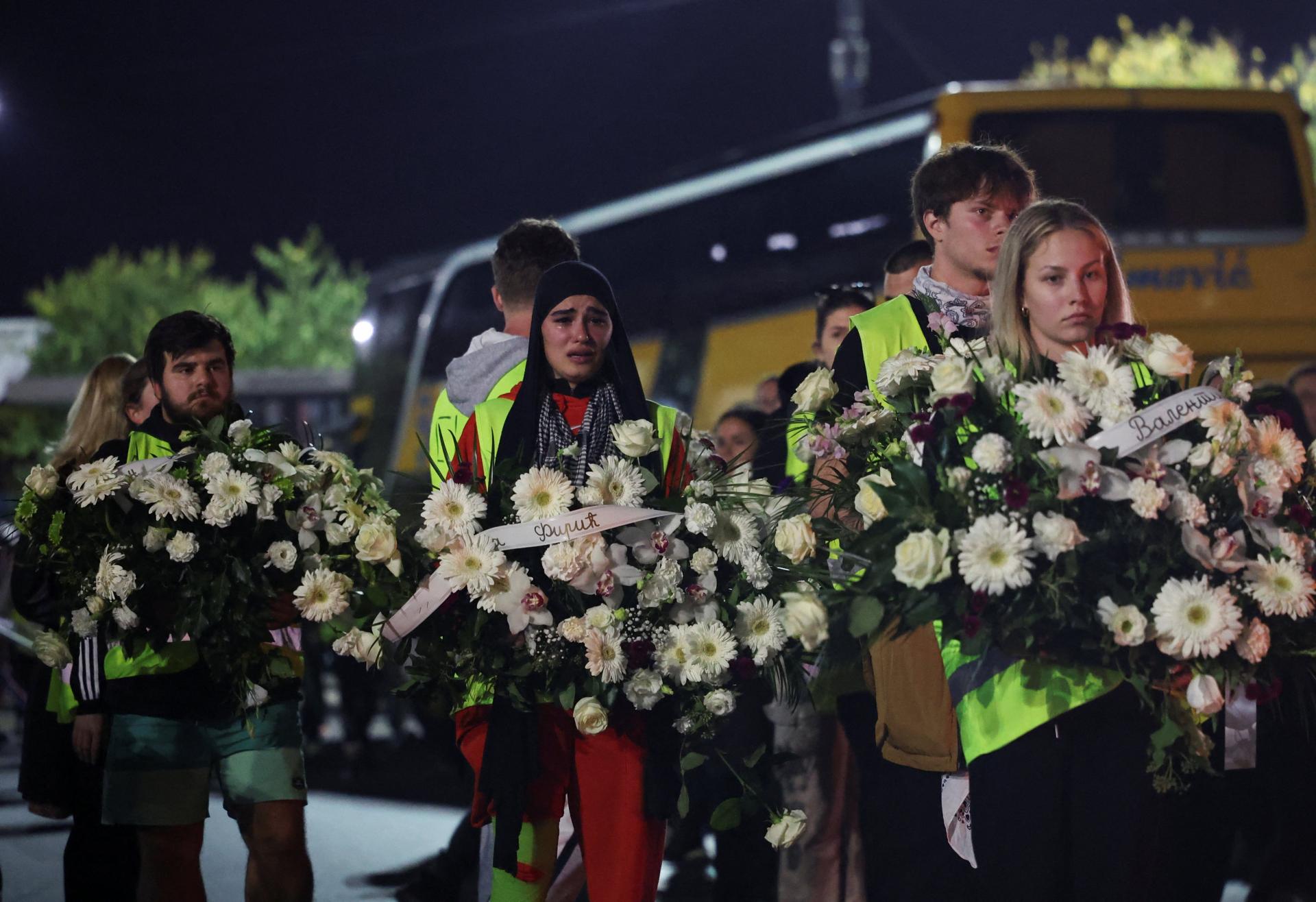 Srbsko si pripomína prvé výročie tragédie v Novom Sade, ani po roku neutíchajú protesty študentov