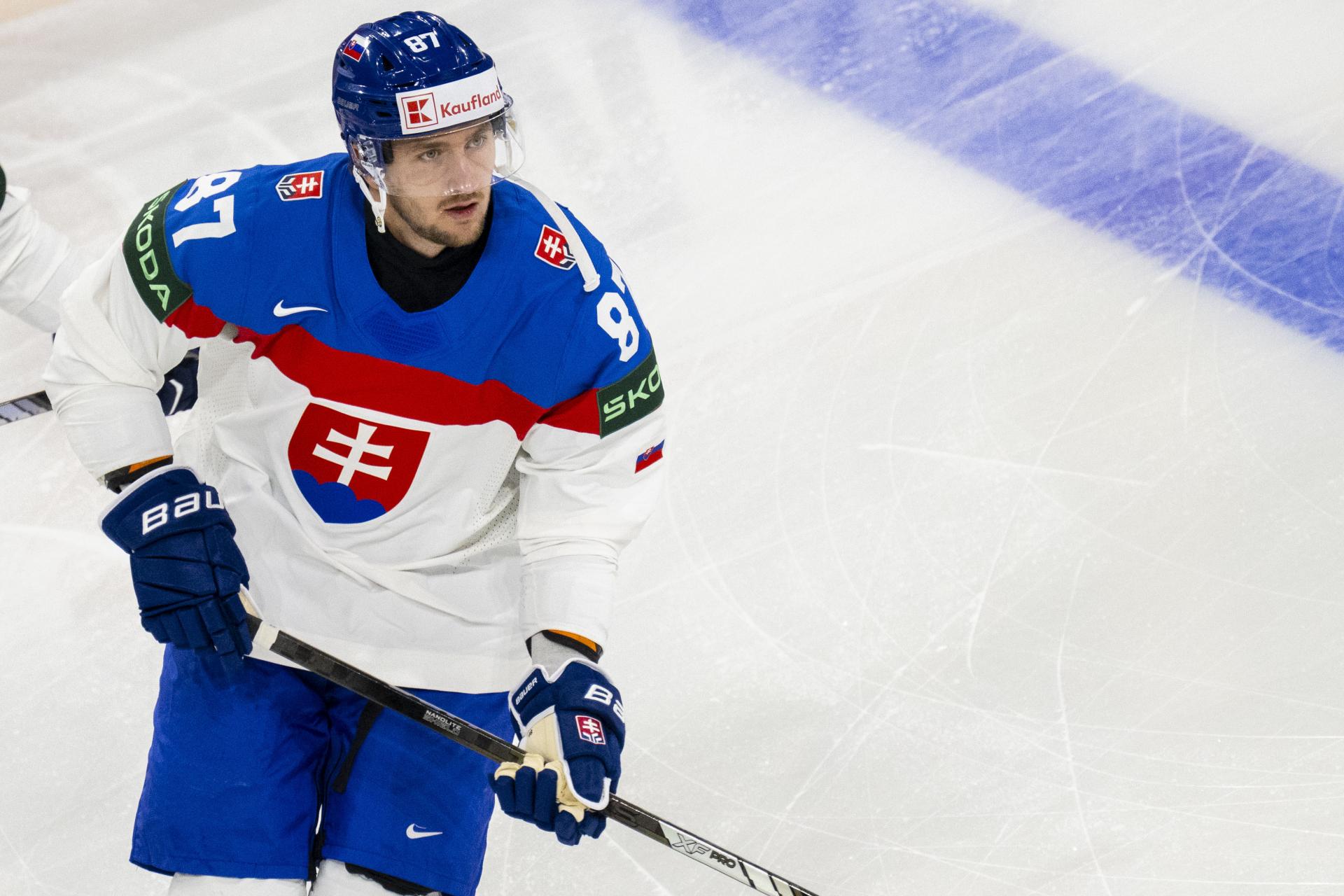 Regenda dal v AHL prvý gól v tejto sezóne, skóroval aj Chromiak