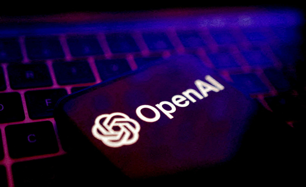 Spoločnosť OpenAI tiež nedávno upravila partnerstvo so svojim dlhoročným podporovateľom Microsoftom, ktorý už nie je jeho výhradným poskytovateľom cloudových služieb. FOTO: REUTERS