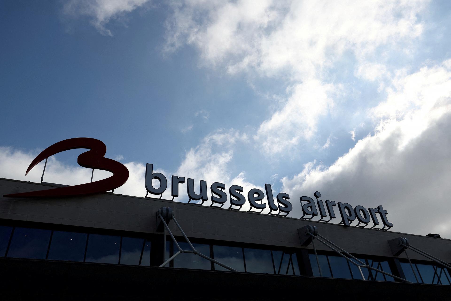 Lety sa zastavili. Bruselské letisko Zaventem uzavreli po spozorovaní dronu
