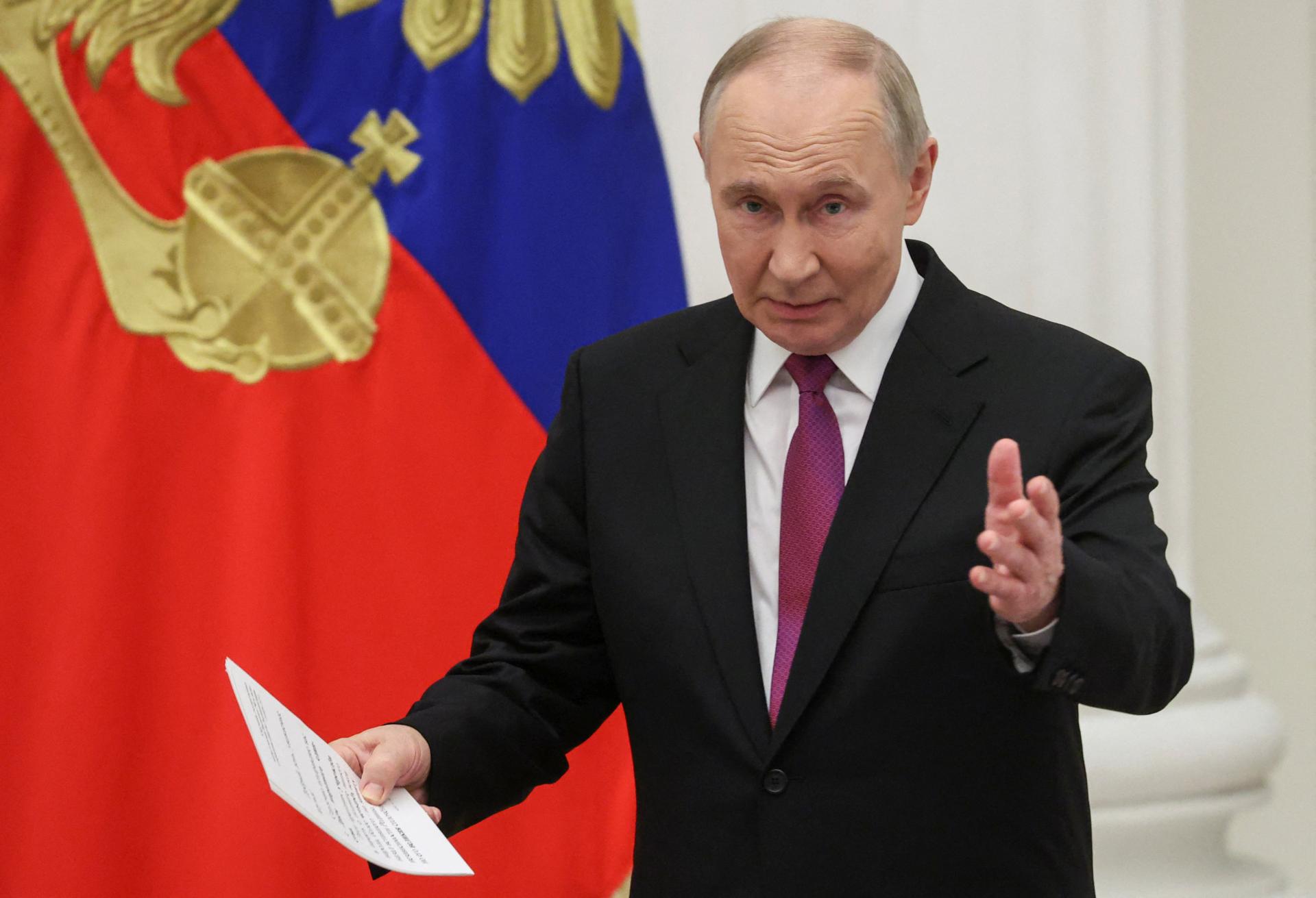 Rusko nikoho neohrozuje, tvrdí Putin. Jadrový potenciál podľa neho rozvíja ako iné štáty