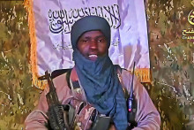 Veliteľ džihádistov vyzval dopravcov v Bamaku, aby ženy v autobusoch povinne nosili hidžáby. FOTO: t.me/rybar_africa