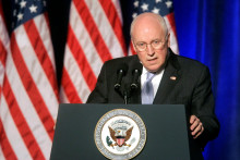 Bývalý americký minister obrany a neskôr viceprezident Dick Cheney. FOTO: REUTERS
