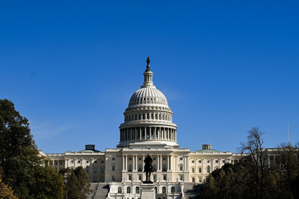 Na snímke Kapitol vo Washingtone. Shutdown v USA trvá rekordných 35 dní. FOTO: REUTERS